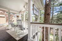 Mountain Living - Breathtaking View of Pikes Peak