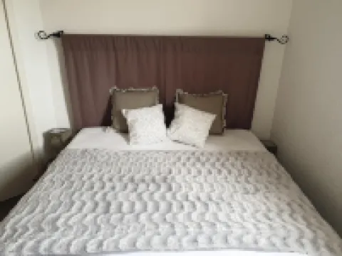 Apartment Gruissan 格呂桑酒店