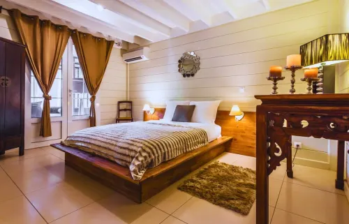 Tropical House with Pool & Paddle Near the Lagoon! Rated  with Pmr Access