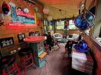 Relaxing clean cozy spacious artsy  S. Wellfleet home delightful inside and out - 2-Star