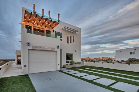 6 bd/6ba Las Conchas Rocky Point Mexico -Steps to OCEAN w/JACUZZI