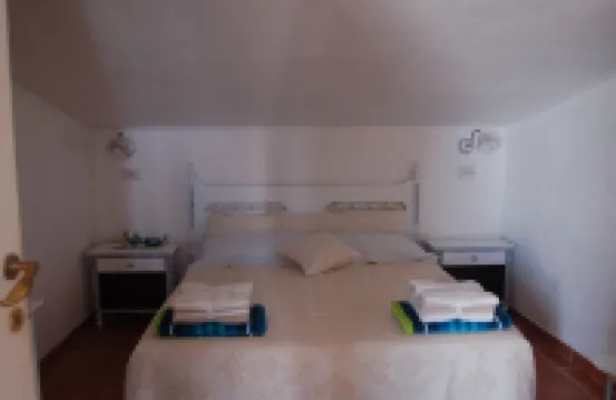 A jewel by the sea, attic with Wf