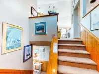 Semi Oceanfront 5 bedroom dog friendly cottage 10 feet to beach access 코롤라 호텔