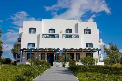 Nikos Sea View Apartments - Strand