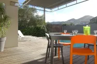 Villa 3 bedrooms, 2 bathrooms, Swimming pool 2.5 km from the center of Ile Rousse Hoteles en Monticello