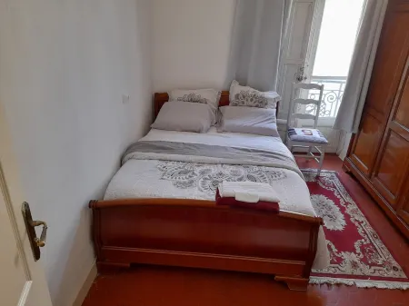 Appartement Centre Ville 110m2 Отели в г. Безье