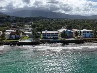 Guest Favorite • Beachfront Luquillo Condo • Walk to Kioskos & El Yunque ルキリョのホテル