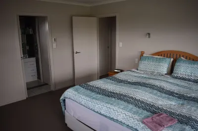 Executive 3 bedroom home Hotels near Wairarapa College
