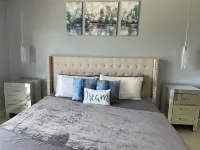 Luxe 1 Bedroom condo in sunny Montego Bay! 10 min drive to Beach! Hotels in 