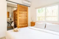 Tropical Villa w/Private Pool @ Casa Bamboo
