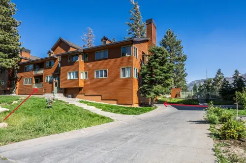 REMODELED 2 BED CONDO