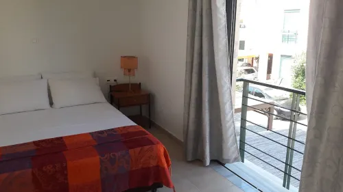 Holiday villa, close to the beach, with swimming pool and mountain views