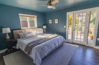 Oceanside Oasis  4br&4ba with Game Room Hotels near Glen Blair Junction