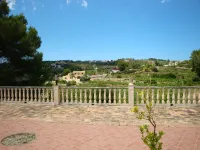 Private Pool, terrace vineyard views, BBQ, Table Tennis, 5 min car Beach/Town Hotels in Benitachell