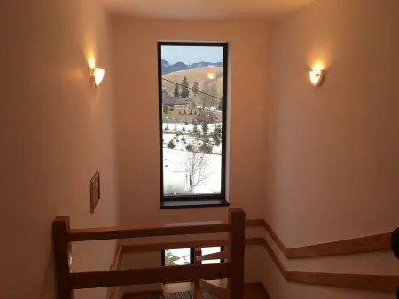 Monte Crai, your comfy nest in Transylvania, surrounded by mountains Отели в г. Ширня