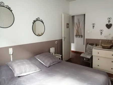 Charming apartment, everything on foot or by bike. Heart of Capbreton