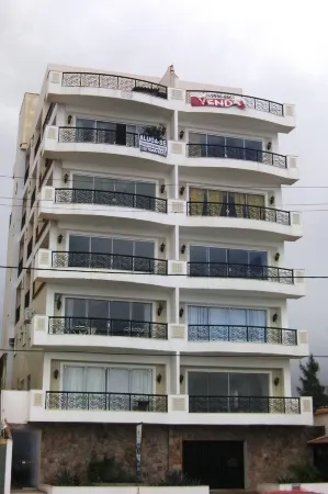 Gorgeous Coverage in Orla da Praia Grande Отели рядом с достопримечательностью «The Small Beaches»