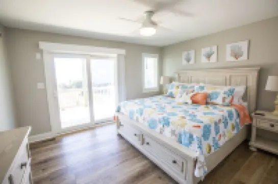 Emerald Isle Escape - New, Completely Renovated Oceanfront Duplex Hotels in Emerald Isle