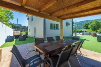 Villa Monte Adria  for 8 + 2 Pers. Hotels in Bribir