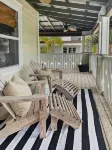 3 bedrm retreat w/ wrap around porch & walking distance to Rosemary & Alys Beach