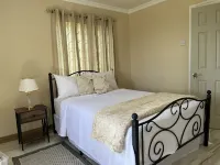 The Hideaway cozy , centrally located apartment 3 minutes from town center Hotéis em Mandeville