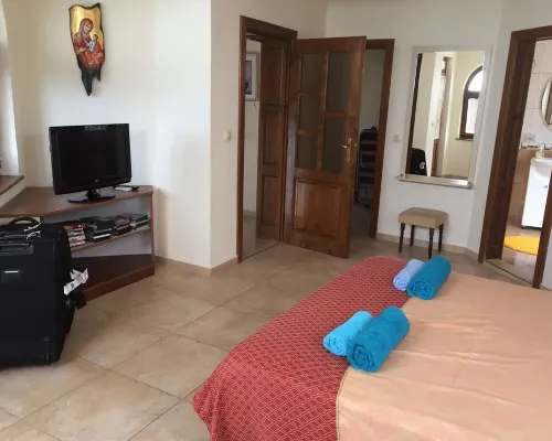 5 Star Luxury Villa - Large Private Pool - Spacious Rooms - Panoramic Sea Views Hotels in Balchik