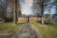 Lakefront Log Cabin - Private Pier & 4 Kayaks! Hotels in Oconto County