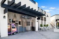 Pier 43 at Desert Color Townhouse