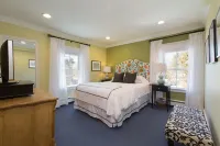 North Bridge Inn Hotels in Concord