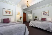Seagull Inn Hotels in Mendocino