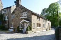 Goyt Cottage Hotels in Birch Vale