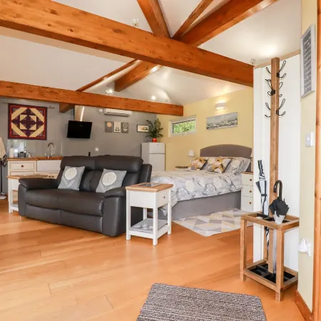 Brambleside Lodge