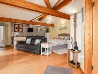 Brambleside Lodge Hotels in Truro