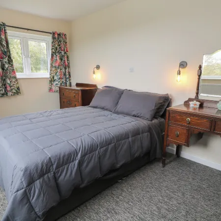 Broadlands Bungalow Отели в г. Чард