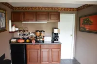 Scottish Inns Potsdam Các khách sạn ở Canton