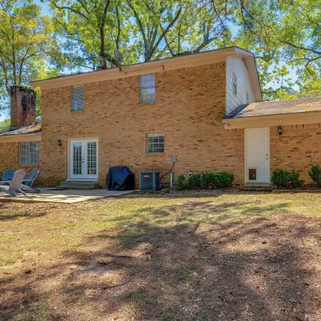 Family-Friendly Home 6 Mi to Downtown Mobile!