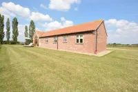 The Mulberry, nr Bungay Hotels in Beccles