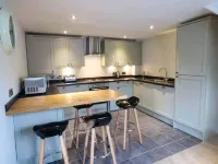 1A Market Square - Pet friendly