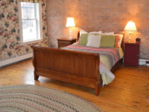 Canal Side Inn