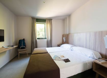 Albergue Monte Do Gozo