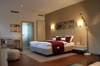 하이너스 파크호텔 글뤼카우프-캄프반 경기장 주변 호텔