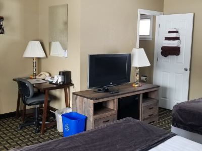 Middlebury Sweets Motel