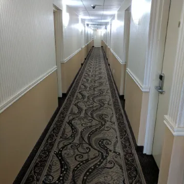 Luxury Inn