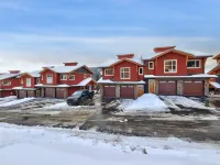 Powder Heights #18 Townhouse Hotels in Sun Peaks
