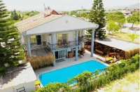ALAÇATI XL Luxury Hotel Các khách sạn ở Ilıca