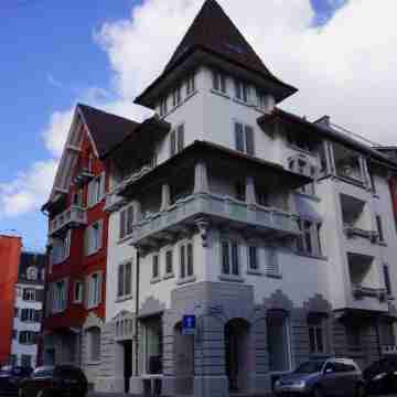 Luxury Apartments by Livingdowntown Hotel Exterior