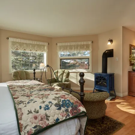 Lady MacDonald Country Inn