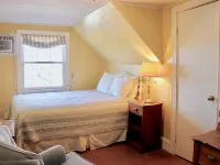 Shining Waters Country Inn Hotels in Queens County
