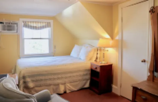 Shining Waters Country Inn