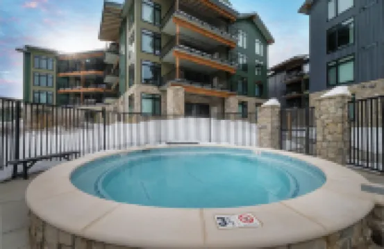 Ski Idlewild 1 Bedroom Condo by RedAwning